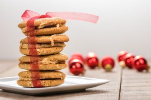 cookies-wrapped-in-bow-holiday